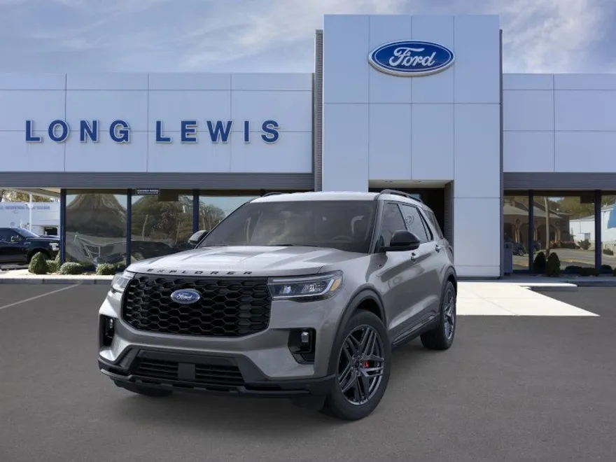 2025 Ford Explorer ST-Line photo 1