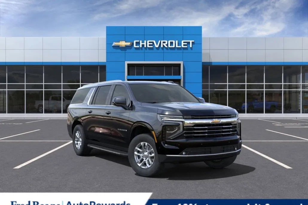 2025 Chevrolet Suburban LT photo 1