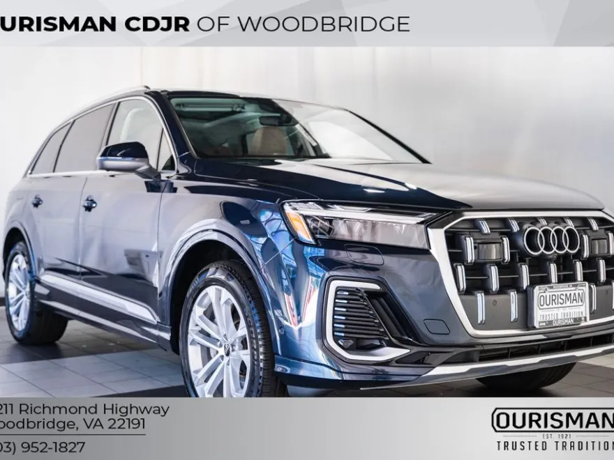 2025 Audi Q7 45 Premium Plus photo 1