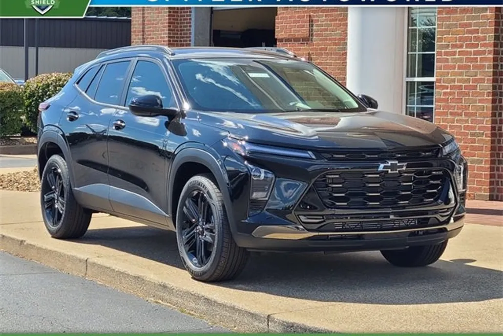 2025 Chevrolet Trax ACTIV photo 1