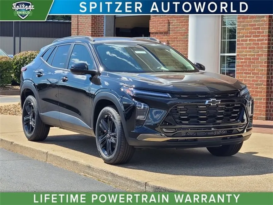 2025 Chevrolet Trax ACTIV photo 1