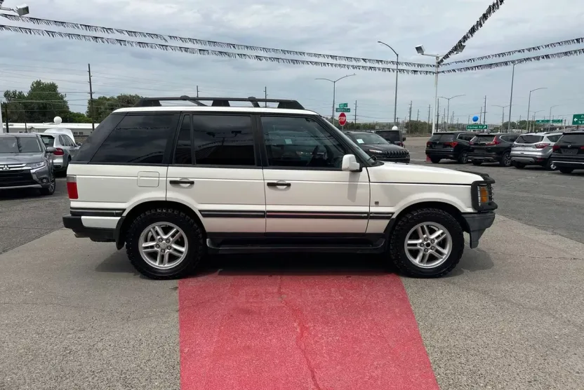 2001 Land Rover Range Rover HSE photo 1