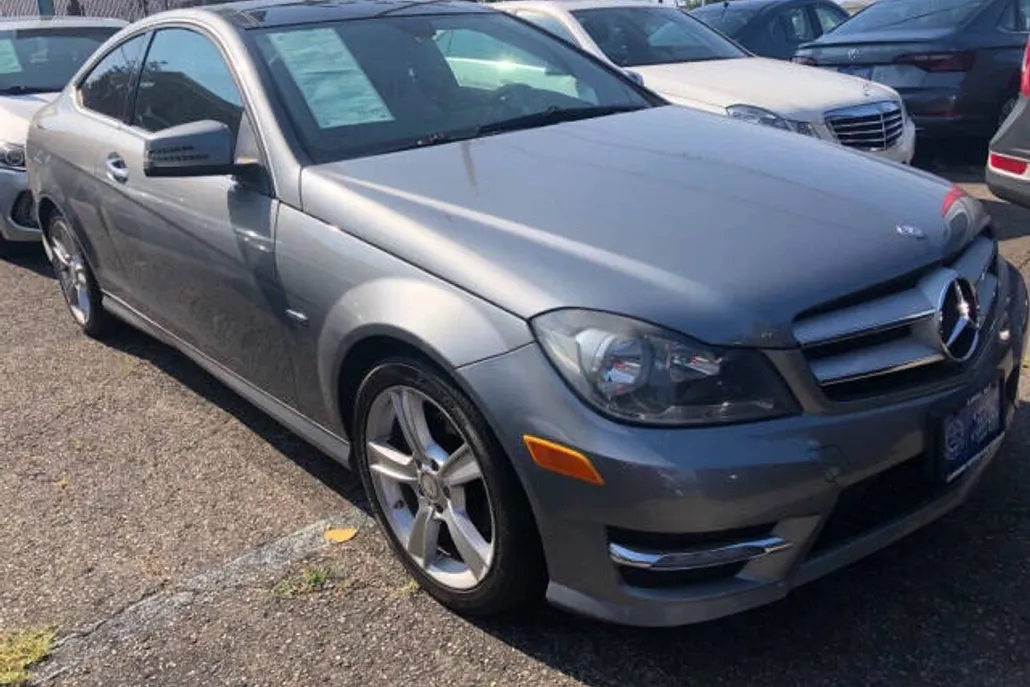 2012 Mercedes Benz C 250 Coupe photo 1