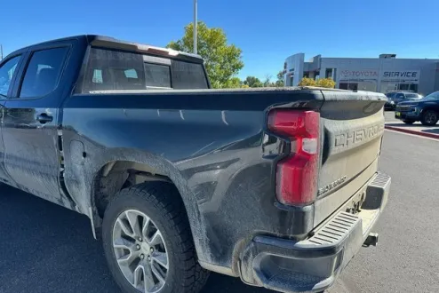 2021 Chevrolet Silverado 1500 RST photo 3