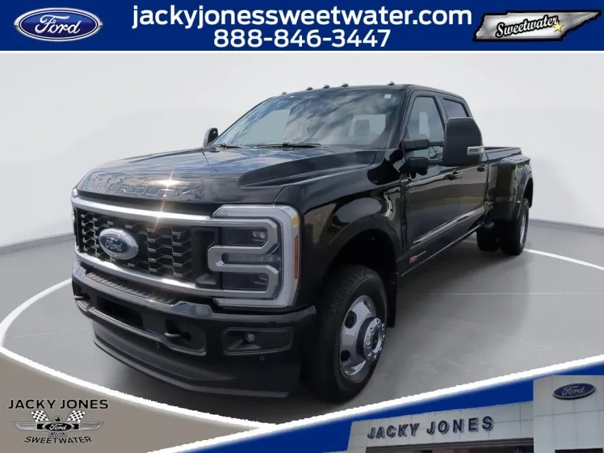 2026 Ford F-350 Platinum photo 1