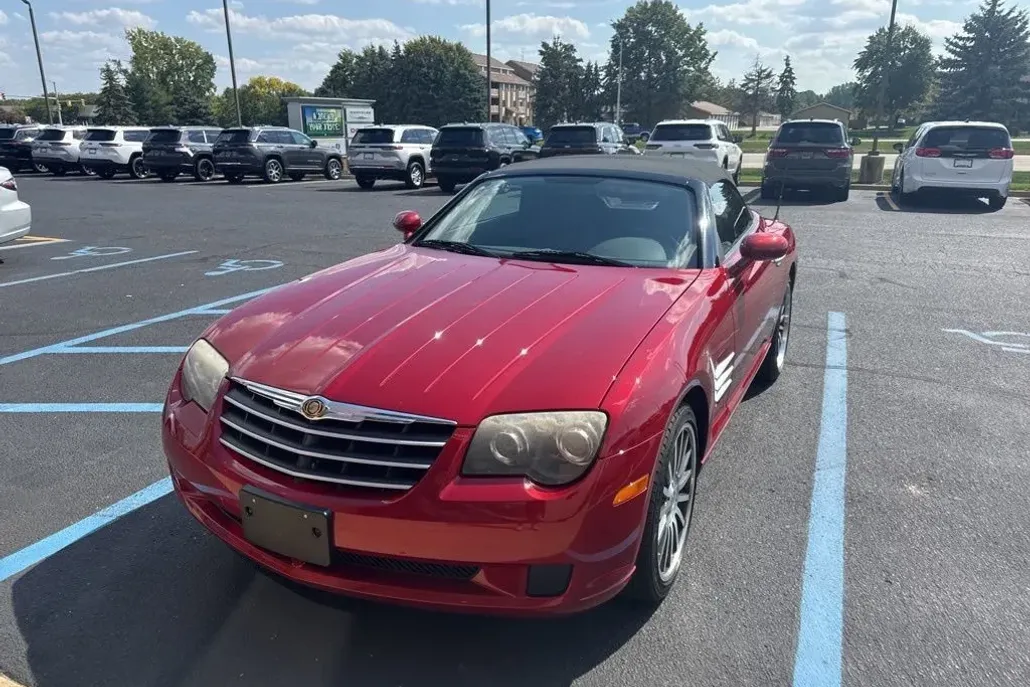 2006 Chrysler Crossfire Base photo 1