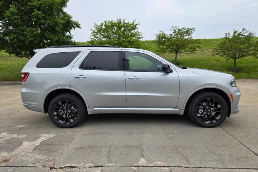 2025 Dodge Durango GT photo 1
