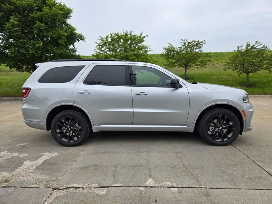 2025 Dodge Durango GT photo 1