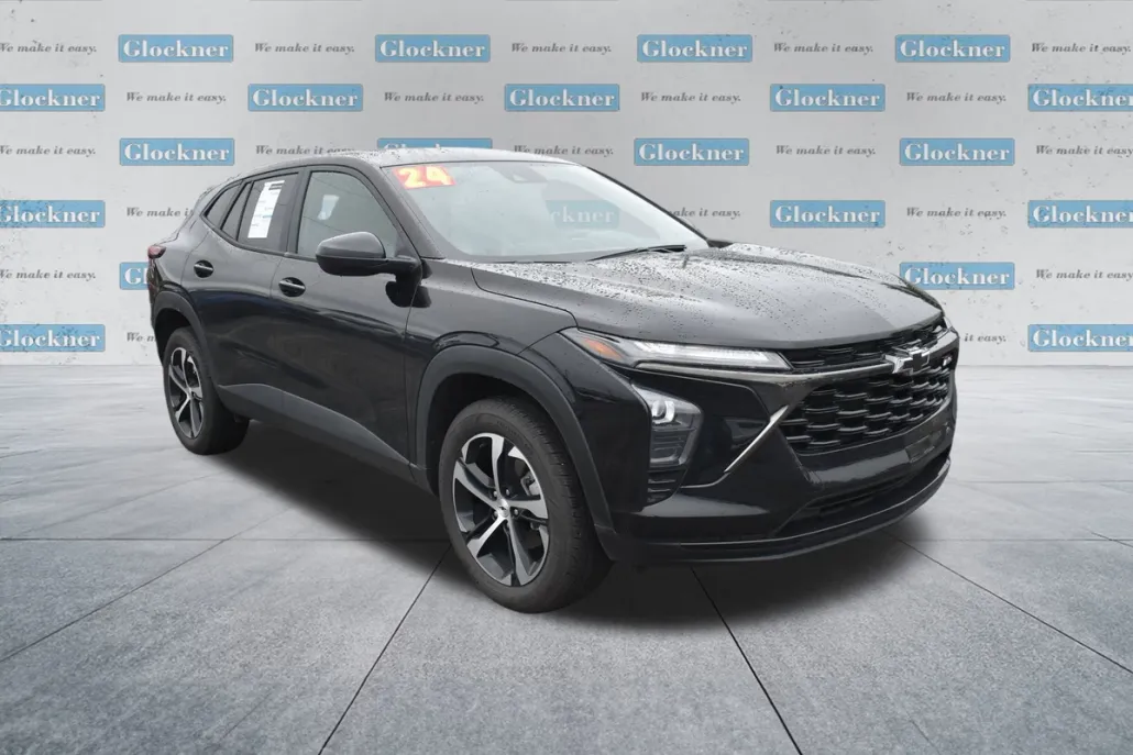 2024 Chevrolet Trax photo 1