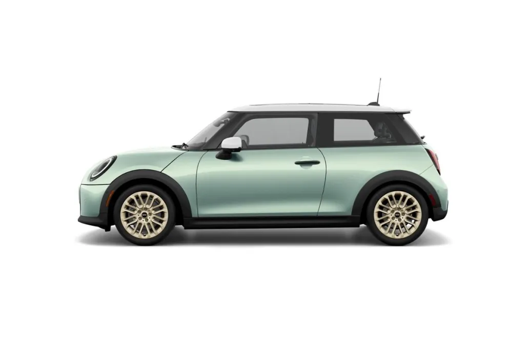 2026 Mini Cooper 2 Door Hardtop S Iconic photo 1