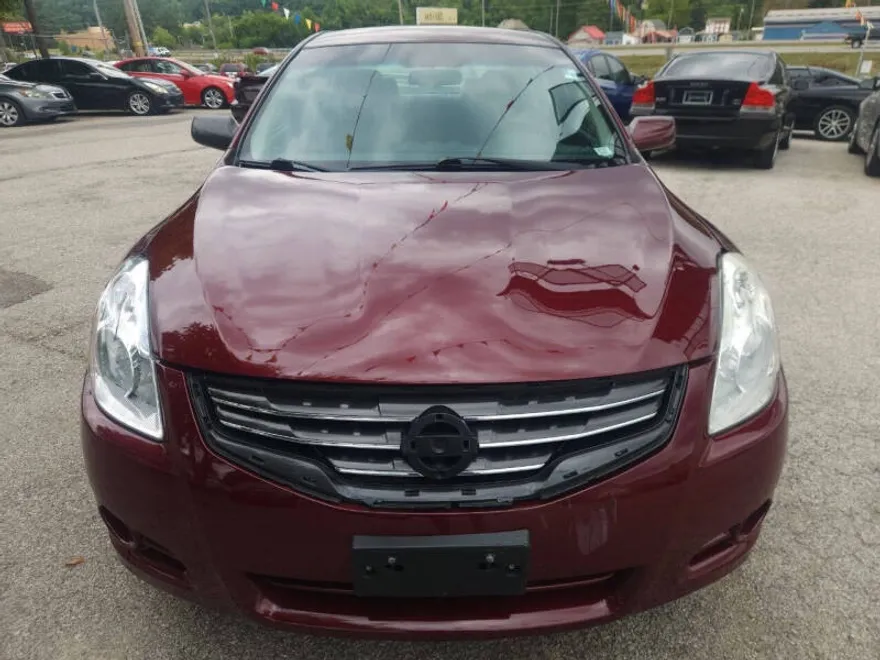 2011 Nissan Altima 2.5 S photo 1