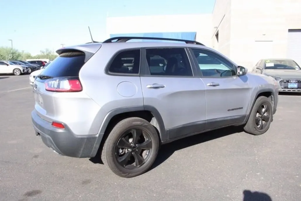 2019 Jeep Cherokee Altitude photo 1