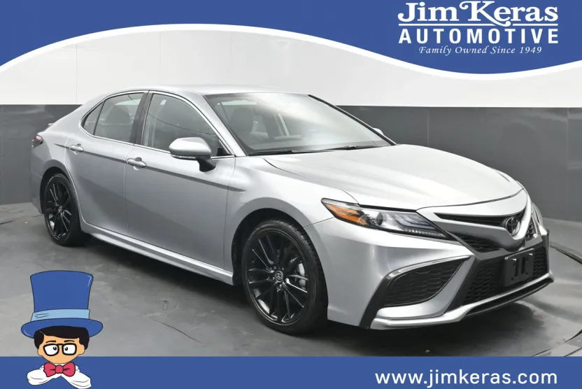 2023 Toyota Camry XSE photo 1