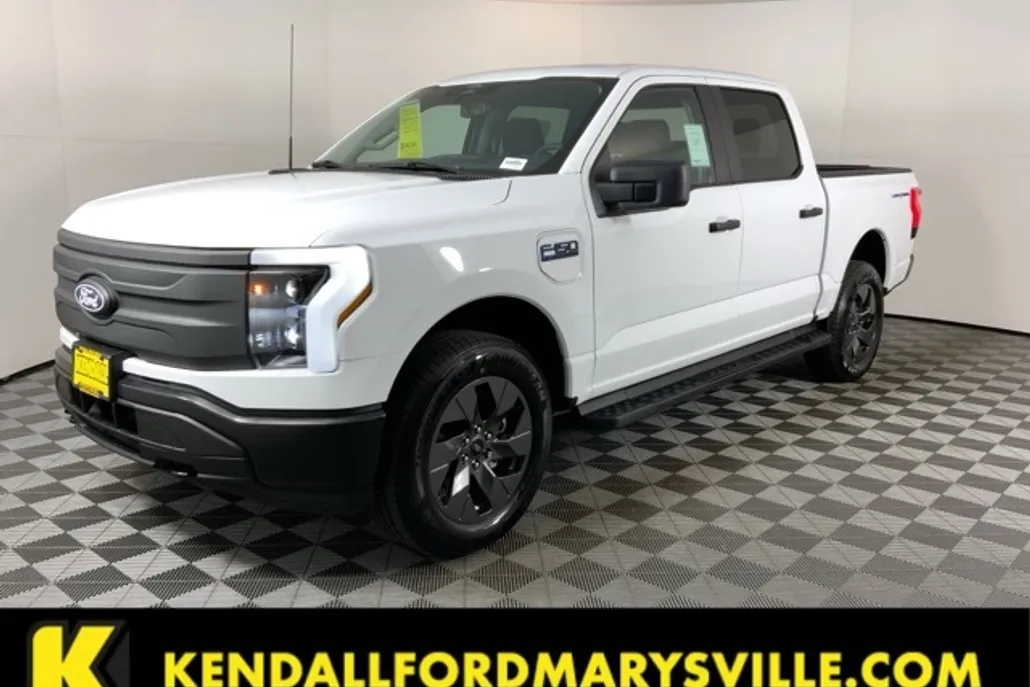 2024 Ford F-150 Lightning photo 1