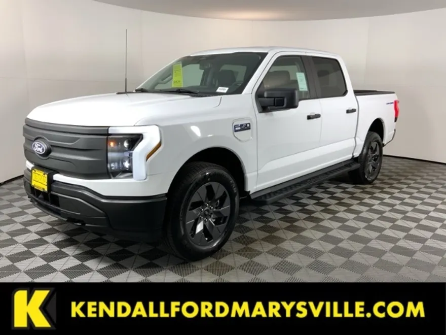 2024 Ford F-150 Lightning photo 1