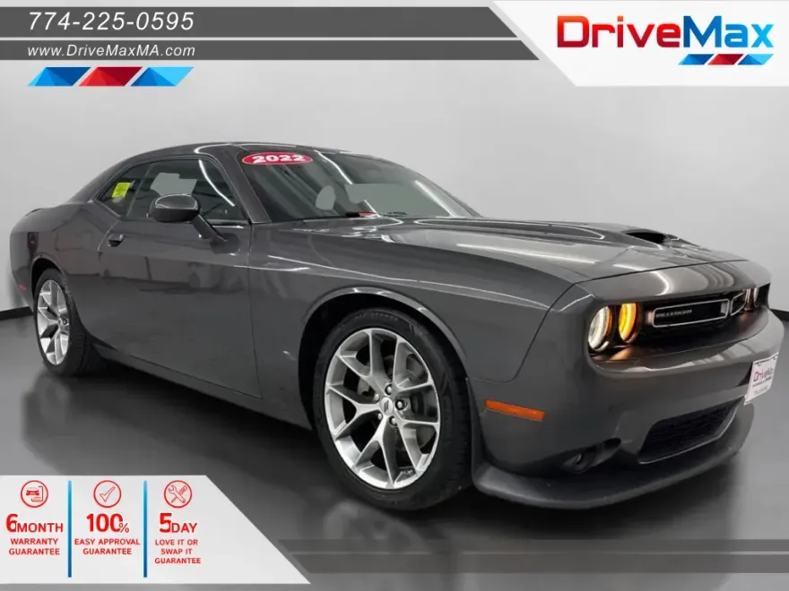 2022 Dodge Challenger GT photo 1