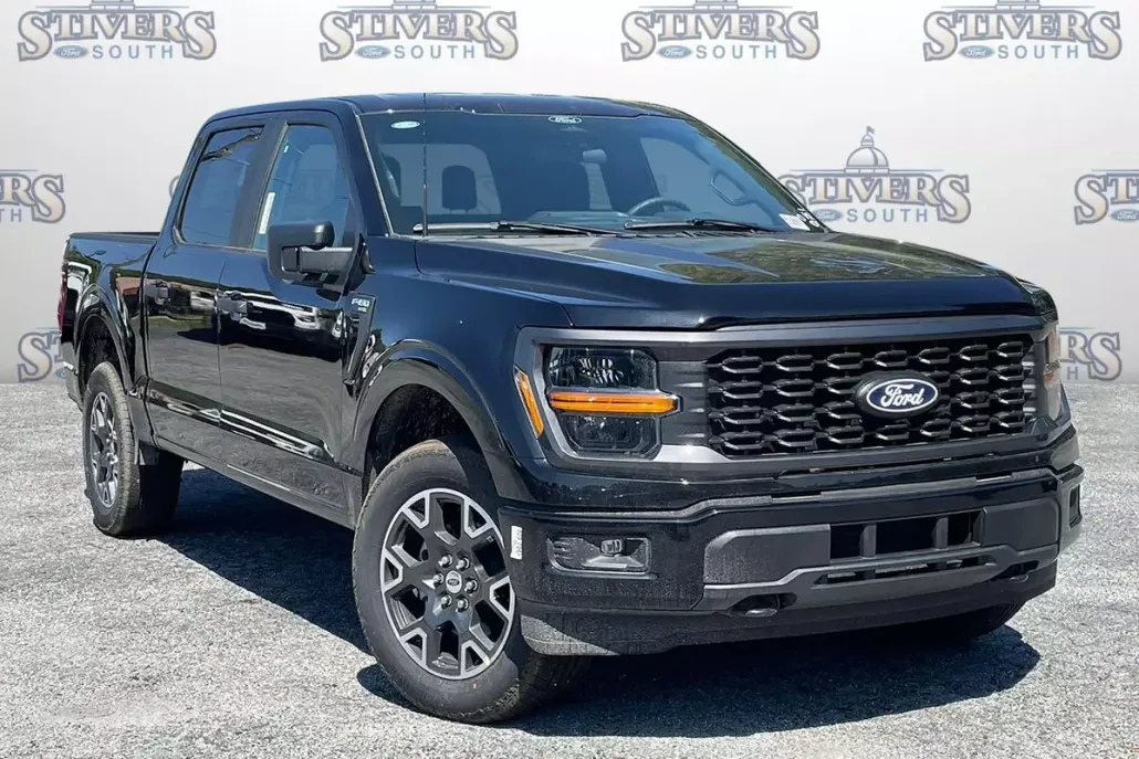 2025 Ford F-150 STX photo 1