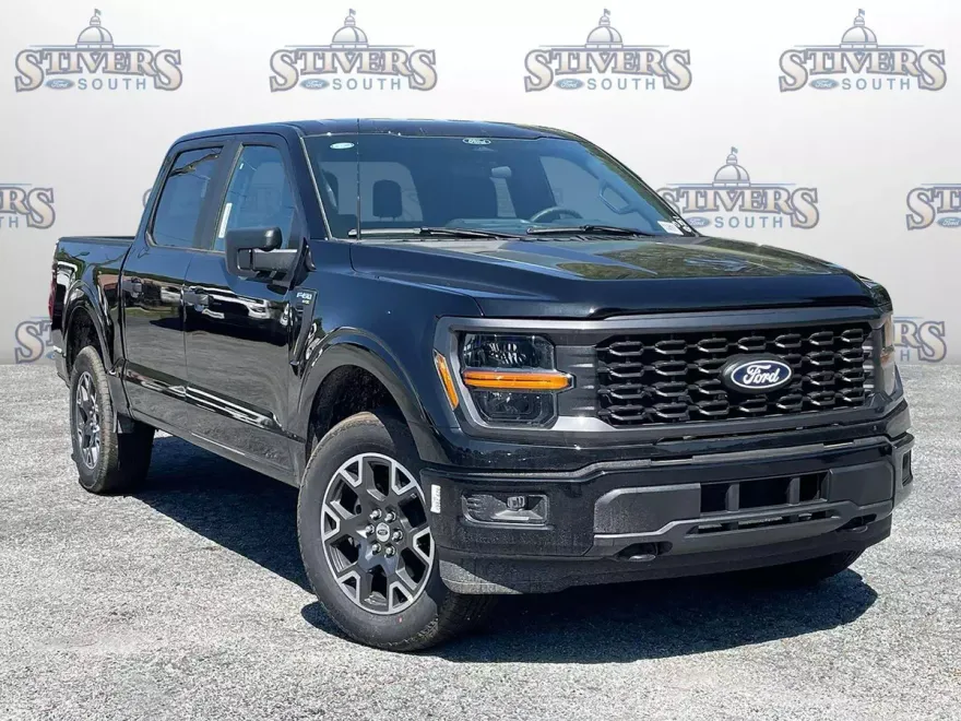 2025 Ford F-150 STX photo 1
