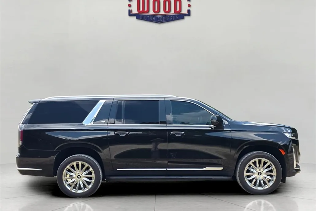2024 Cadillac Escalade ESV Premium Luxury photo 1