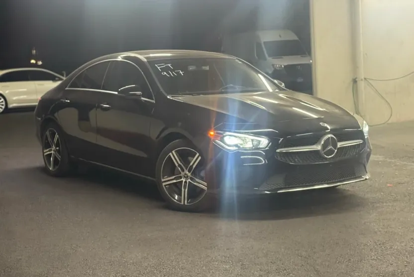2022 Mercedes Benz CLA 250 photo 1