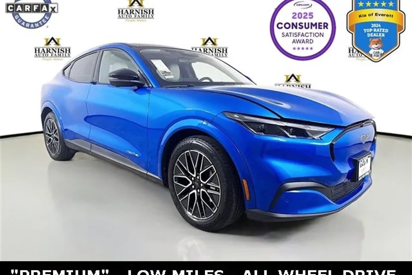 2025 Ford Mustang Mach-E Premium photo 1