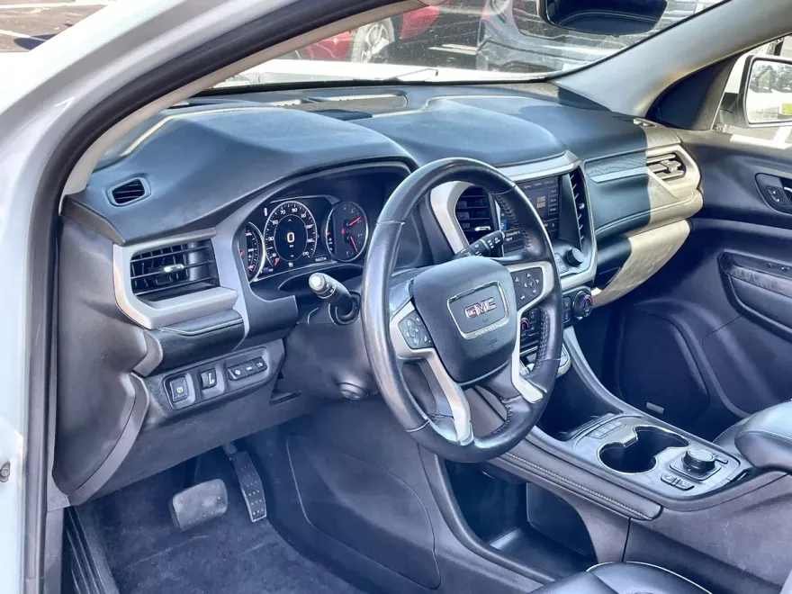 2022 Gmc Acadia Denali photo 1