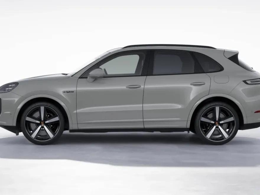 2026 Porsche Cayenne S E-Hybrid photo 1