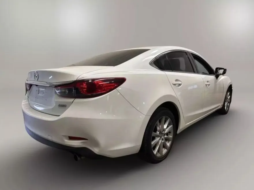 2014 Mazda Mazda6 i Sport photo 1