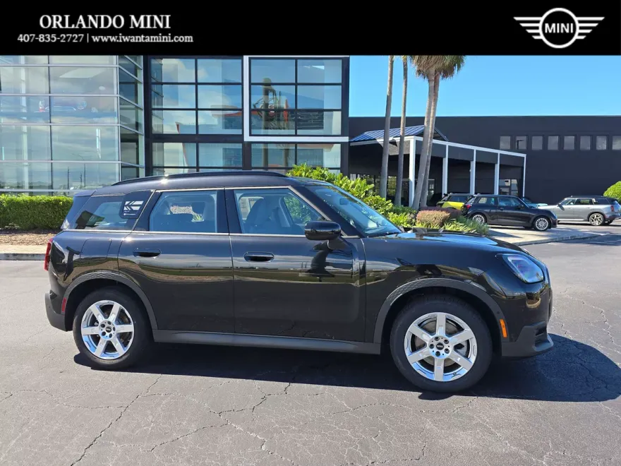 2025 Mini Countryman S ALL4 photo 1