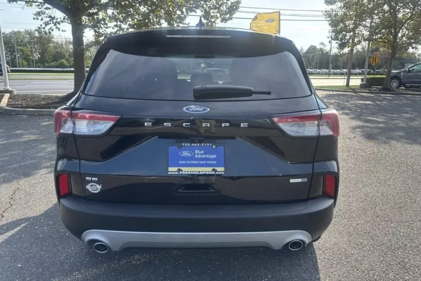 2020 Ford Escape SE photo 1