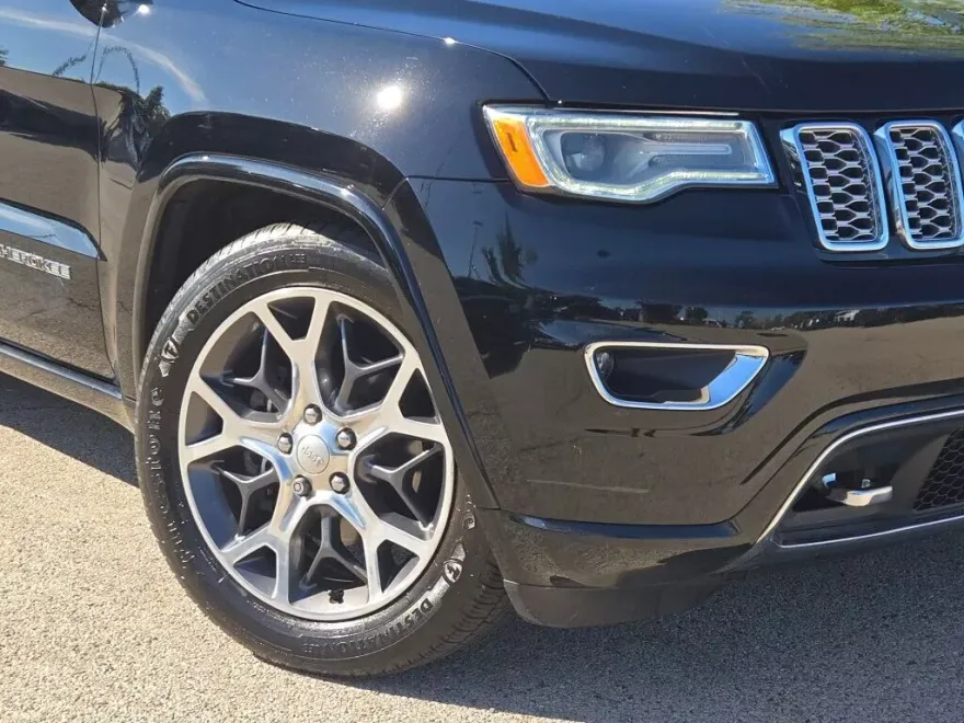 2019 Jeep Grand Cherokee Overland photo 1