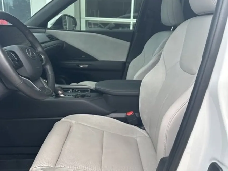 2024 Lexus TX 350 Luxury photo 1