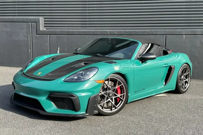 2024 Porsche Boxster Spyder photo 1