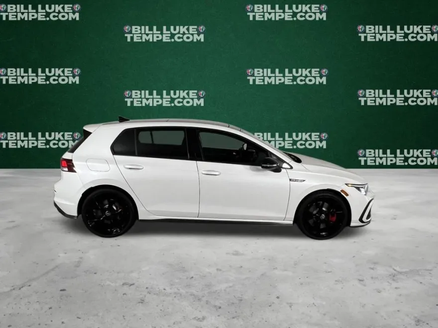 2024 Volkswagen Golf GTI SE photo 1