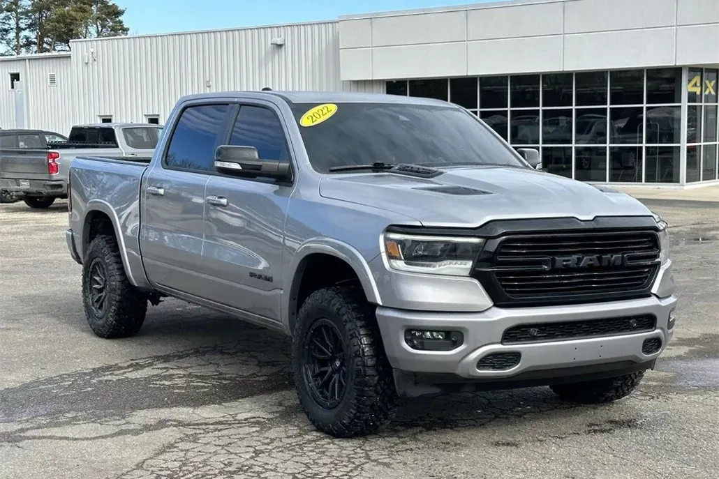2022 Ram 1500 Laramie photo 1