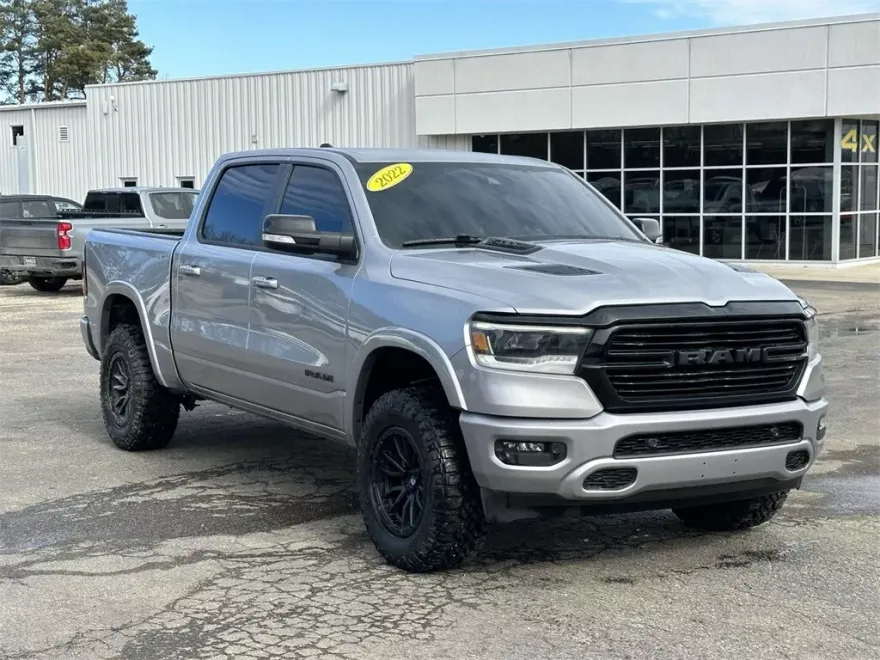 2022 Ram 1500 Laramie photo 1