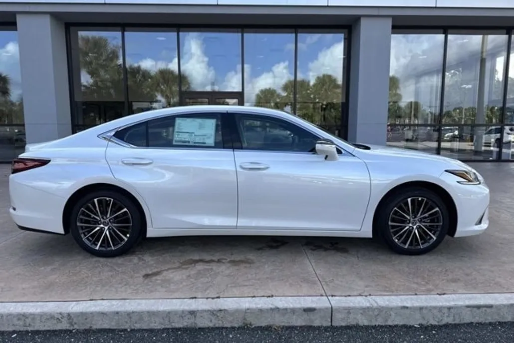 2025 Lexus ES 350 Premium photo 1
