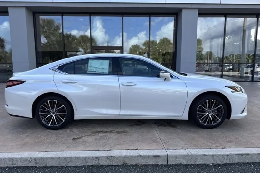 2025 Lexus ES 350 Premium photo 1
