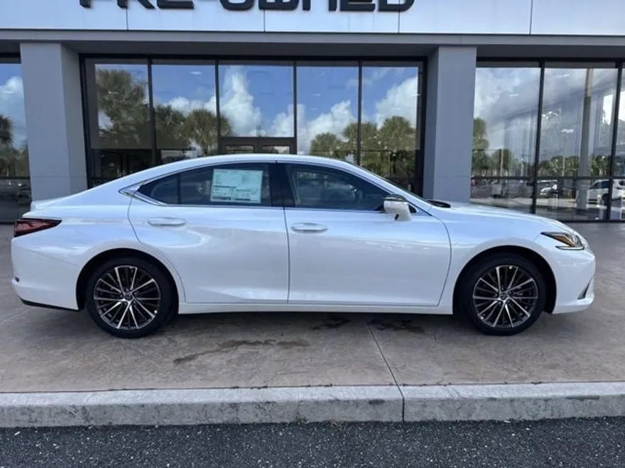 2025 Lexus ES 350 Premium photo 1
