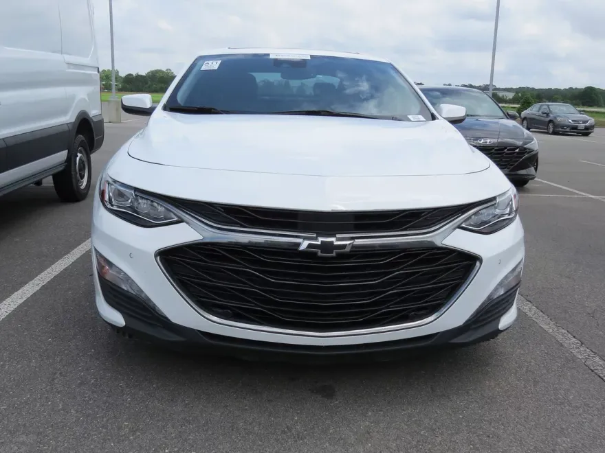 2024 Chevrolet Malibu Premier 2LT photo 1