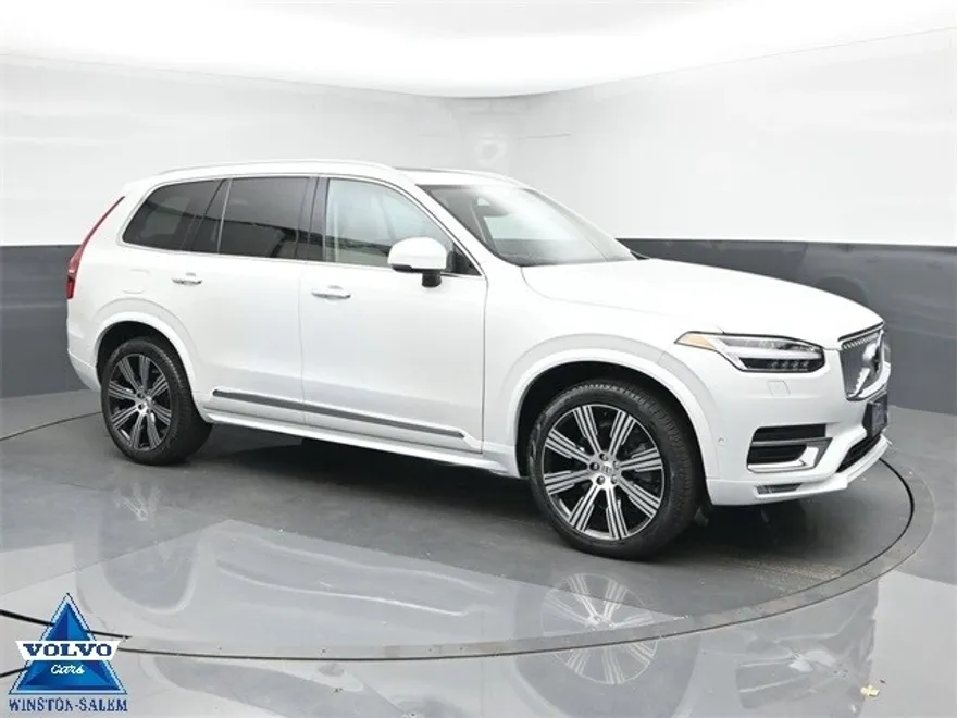 2022 Volvo XC90 T6 Inscription photo 1