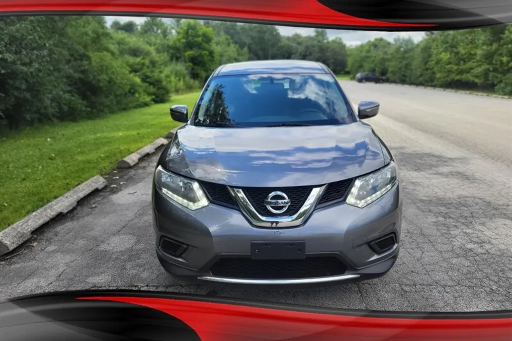2015 Nissan Rogue S photo 1