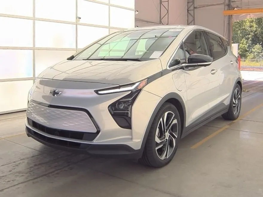 2023 Chevrolet Bolt EV 2LT photo 1