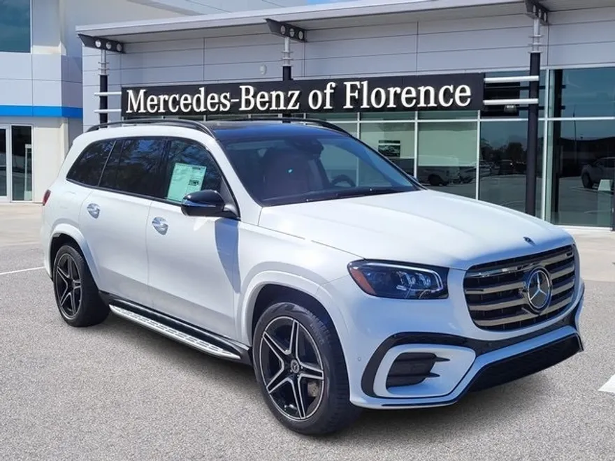 2025 Mercedes Benz GLS 450 4MATIC photo 1