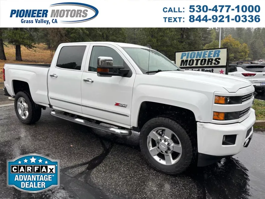 2016 Chevrolet Silverado 2500HD LTZ photo 1