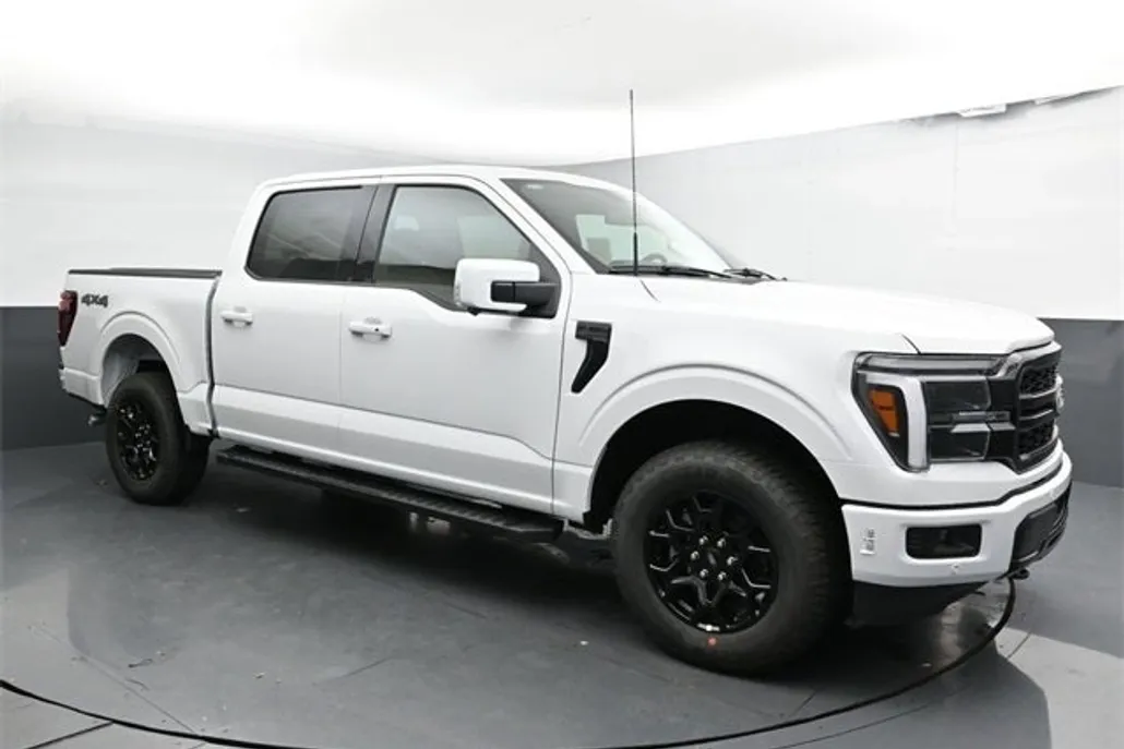 2025 Ford F-150 Lariat photo 1