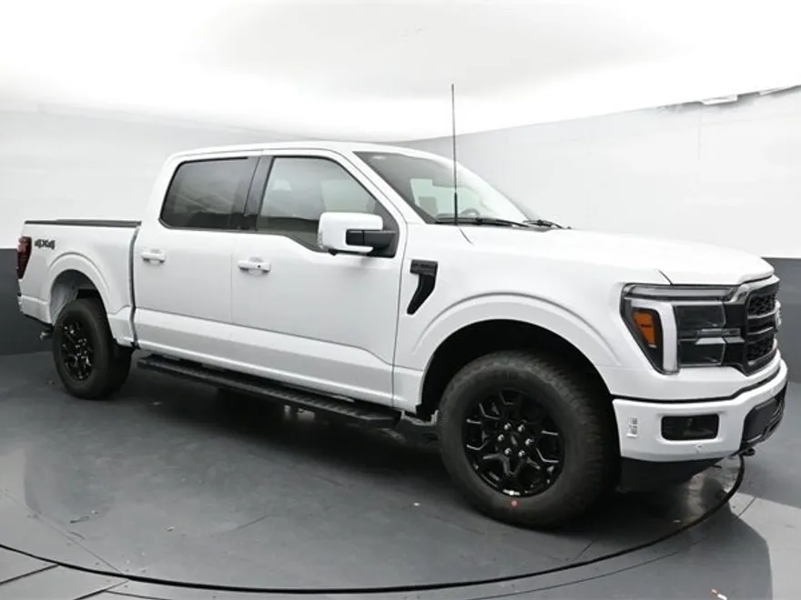 2025 Ford F-150 Lariat photo 1