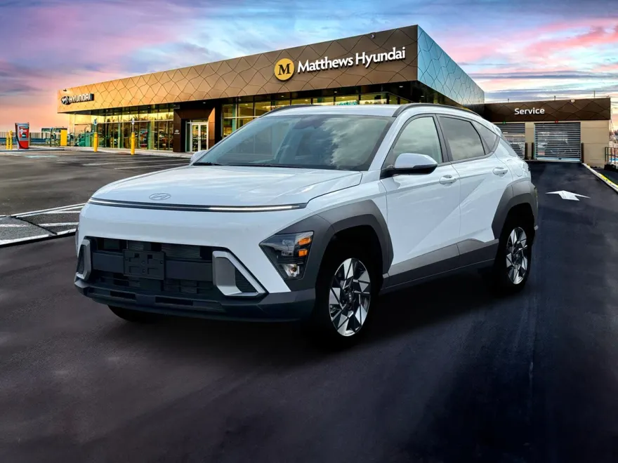 2025 Hyundai Kona SEL photo 1