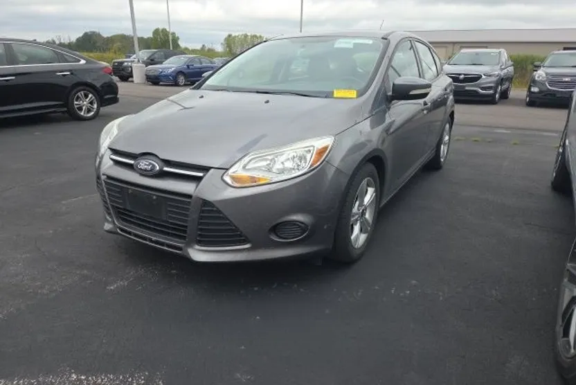2014 Ford Focus SE photo 1