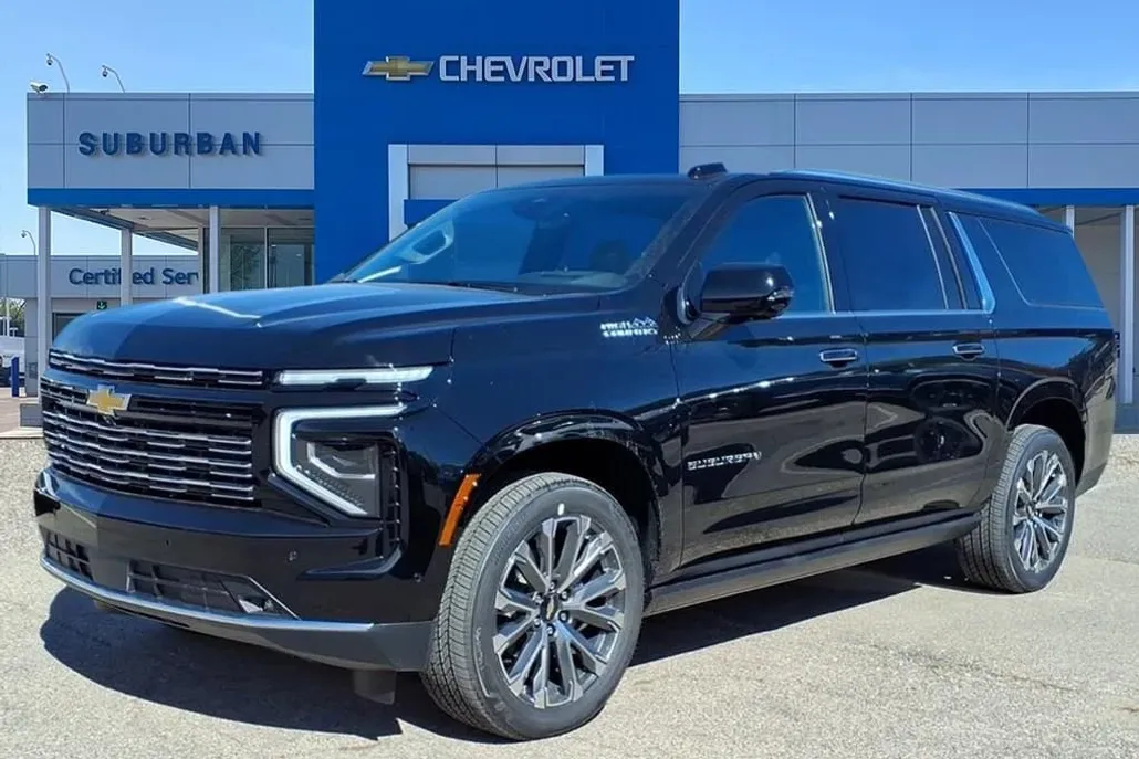 2026 Chevrolet Suburban High Country photo 1